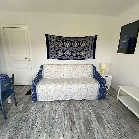 La Largade Maxime 30m De La Avec Parking Prive *