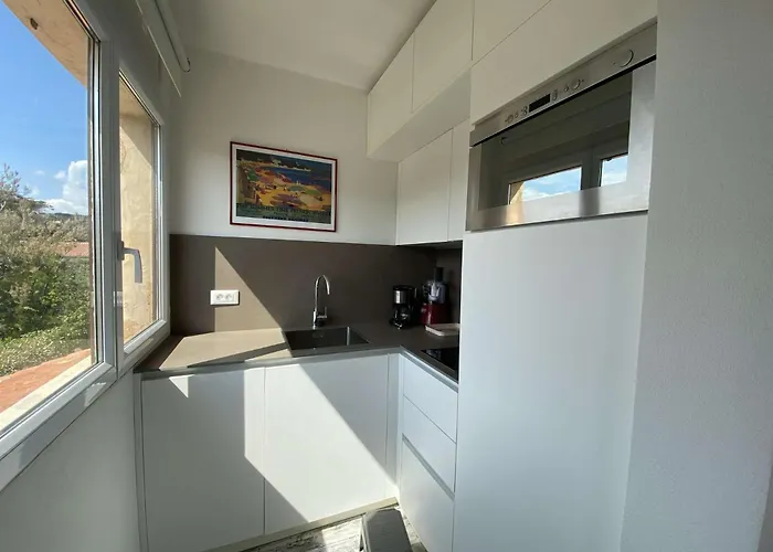 La Largade Maxime 30m De La Avec Parking Prive Апартаменты *